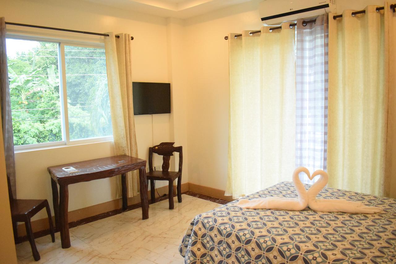 Villa De Sierra Vista Bay And Mountain View Inn Puerto Princesa Ngoại thất bức ảnh